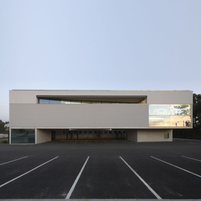 Edifício Móveis Viriato