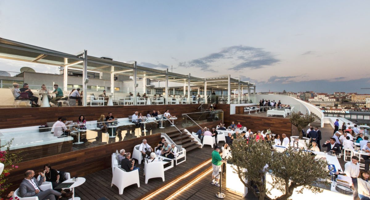 Escada do Skybar do Hotel Tivoli Av. da Liberdade